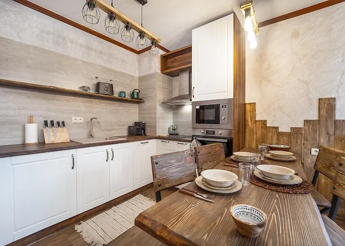 Apartment Host2u Authentic - Free Parking