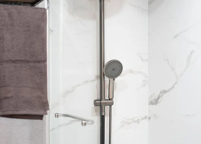 Host2u Authentic - Free Parking * Bansko