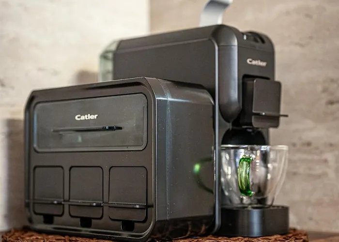 Host2u Authentic - Free Parking Apartment *